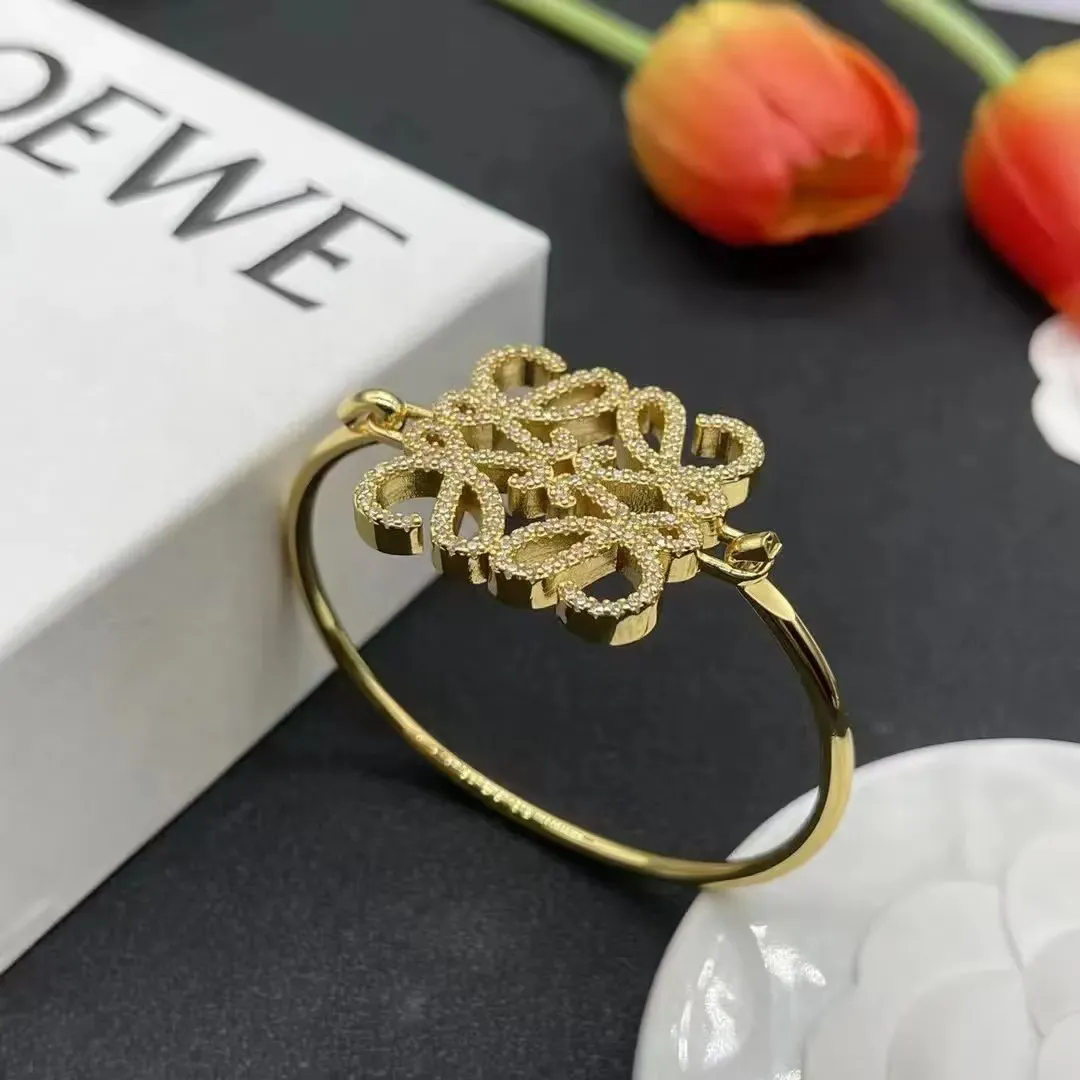 Luxury Gold Plated Bracelet with Intricate Knot Design