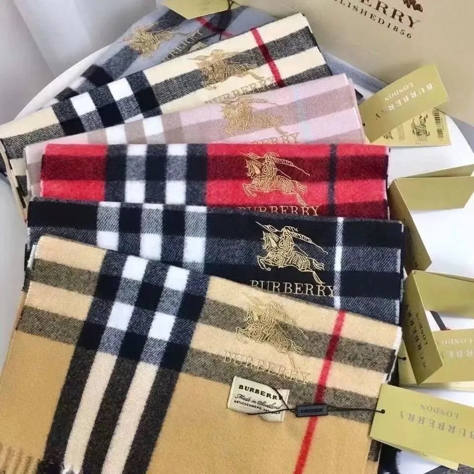 Burberry Classic Check Cashmere Scarf for Men and Women