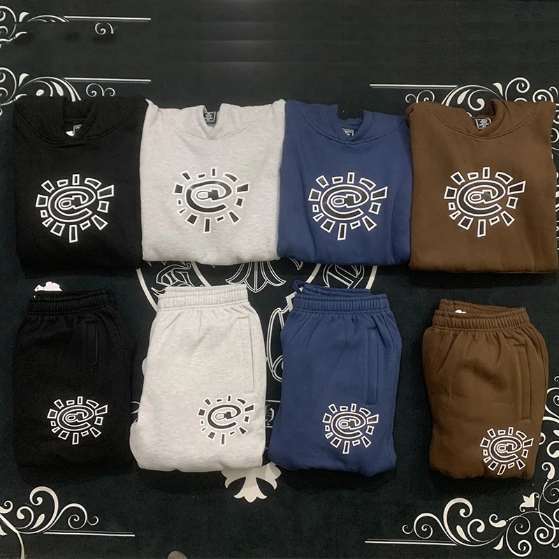 Aurora Logo Hoodie and Sweatpants Set - Comfortable Casual Wear