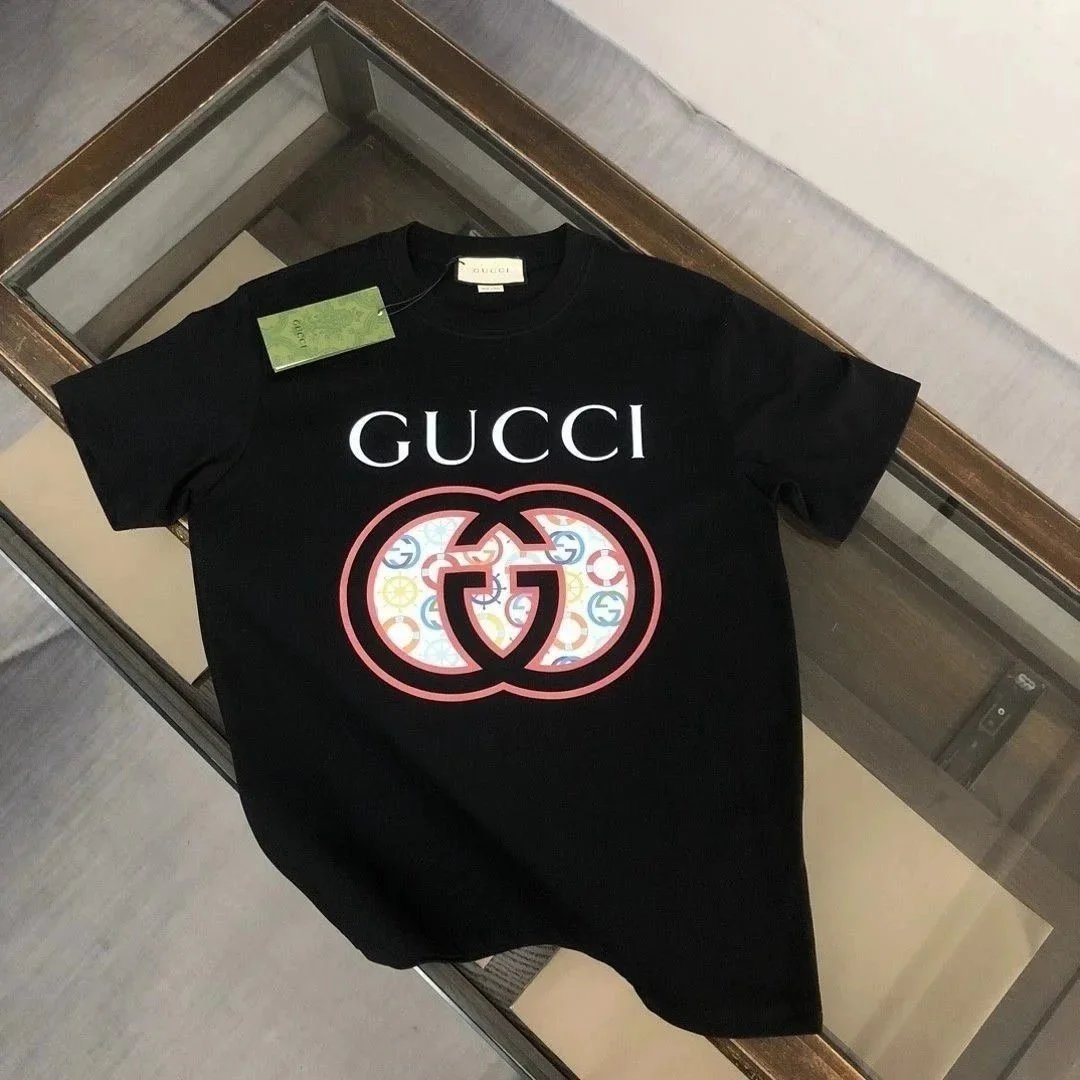 Gucci Black T-Shirt with Logo Print